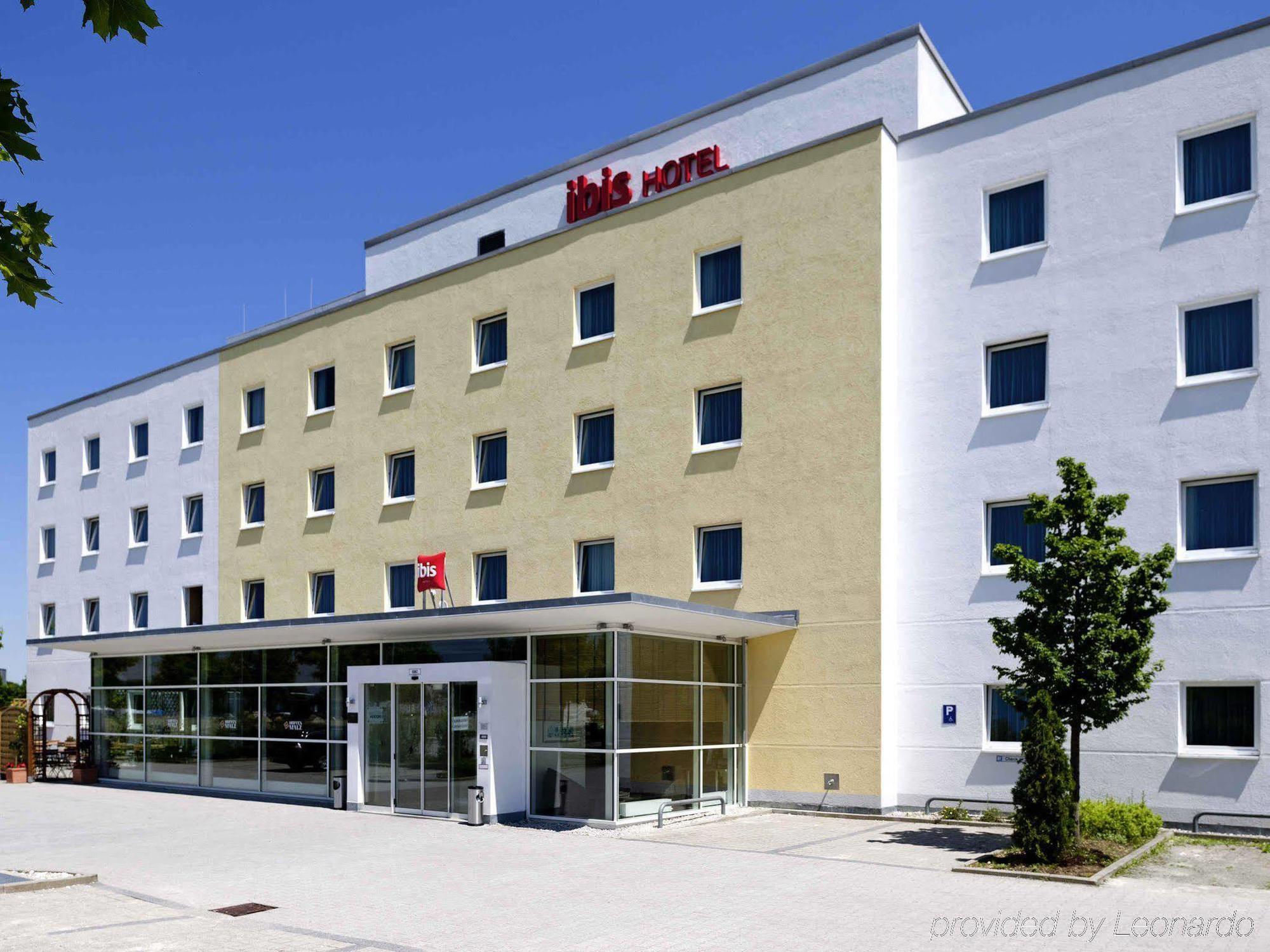 Ibis Hotel Munchen Messe Feldkirchen  Exteriör bild