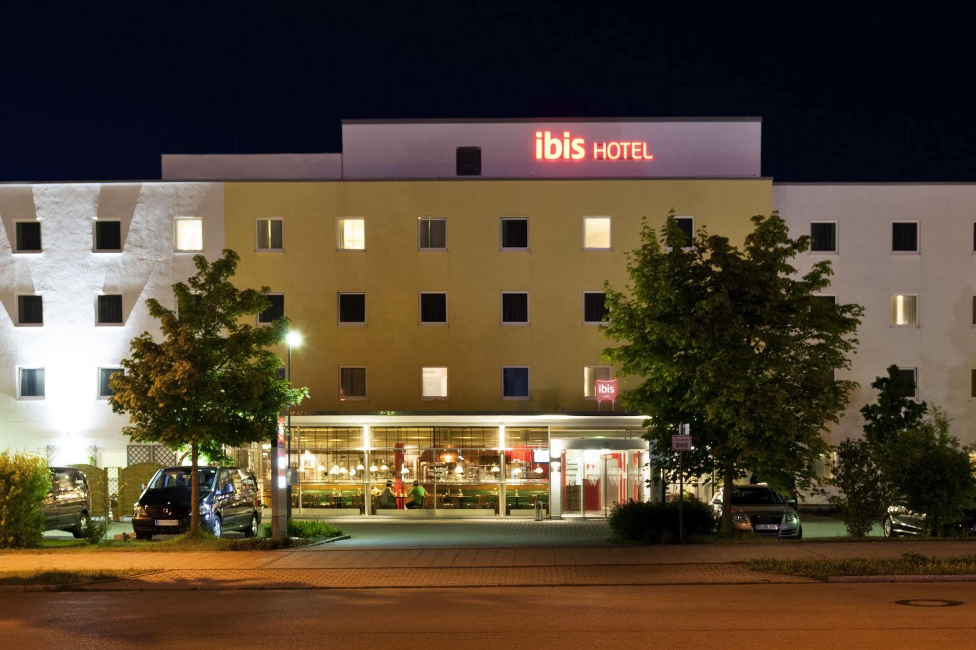 Ibis Hotel Munchen Messe Feldkirchen  Exteriör bild